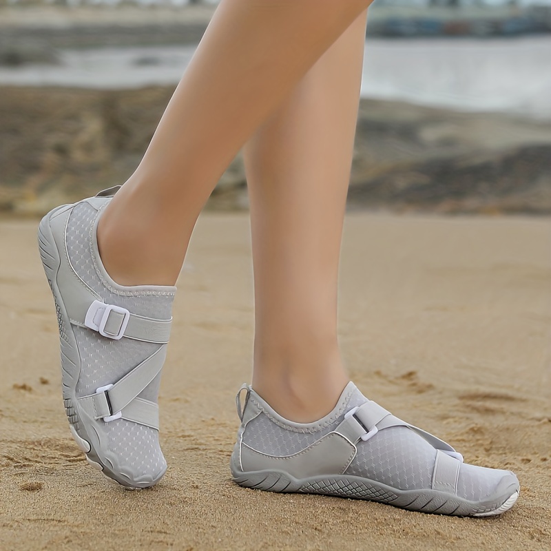 new fashion womens summer beach shoes traction shoes lightweight and comfortable details 6