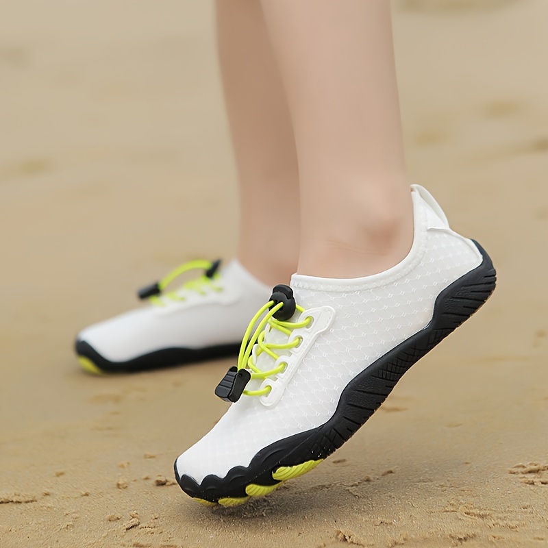 Women s Quick dry Water Shoes Five toe Water Trekking Shoes details 2