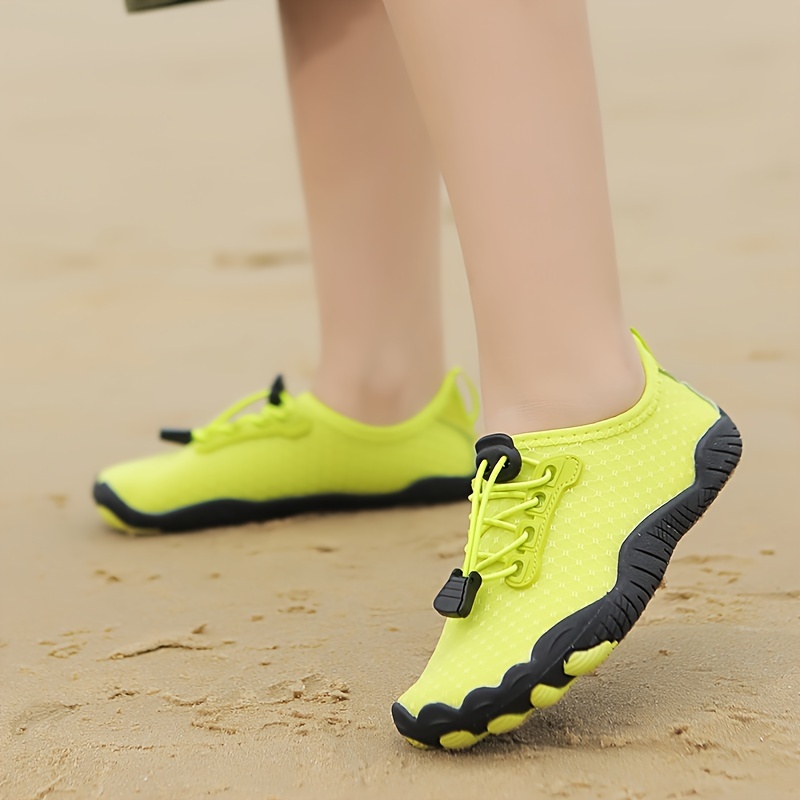 Women s Quick dry Water Shoes Five toe Water Trekking Shoes details 4